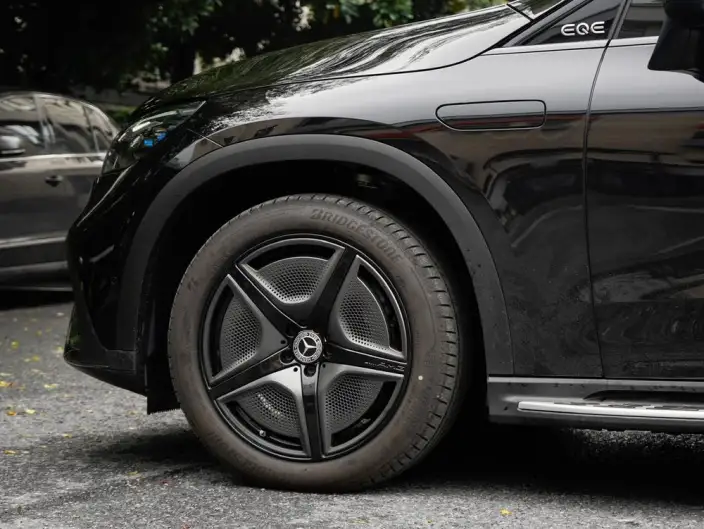 Mercedes-Benz EQE SUV 2024 Model EQE SUV 500 4MATIC Ultimate Edition – фото 8