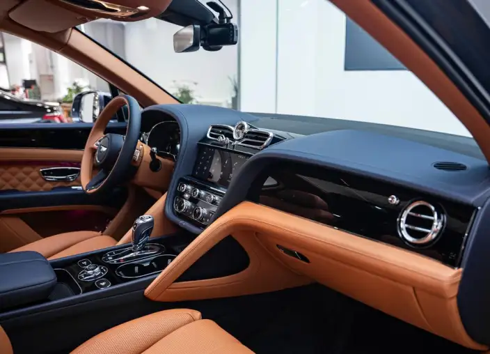 Bentayga 2021 Model 4.0T V8 – фото 5