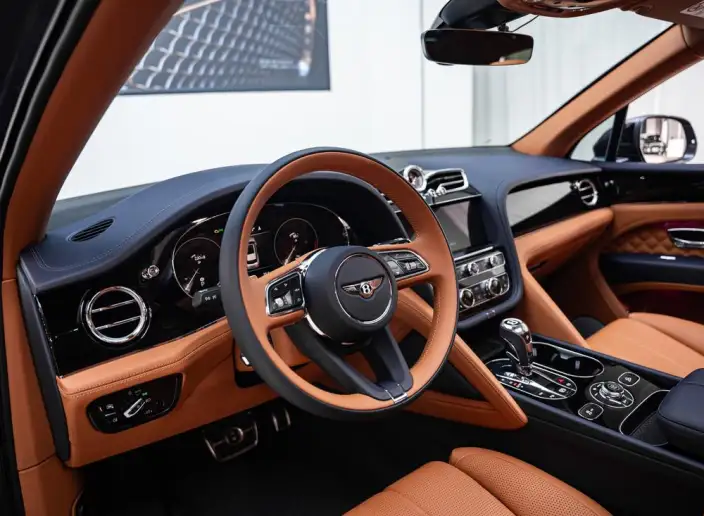 Bentayga 2021 Model 4.0T V8 – фото 7