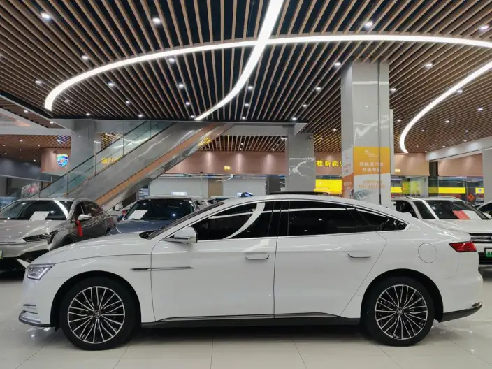 BYD Han DM 2020 Model DM 4WD performance version Noble Model – фото 4