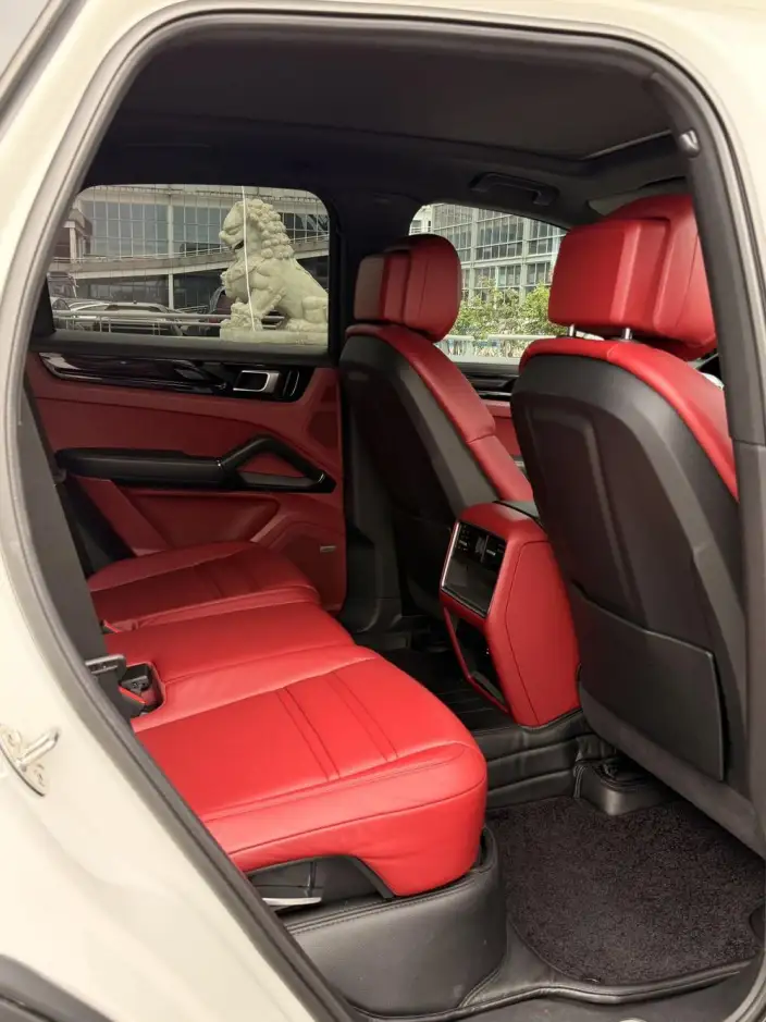 Cayenne E-Hybrid 2020 Model Cayenne E-Hybrid 2.0T – фото 4
