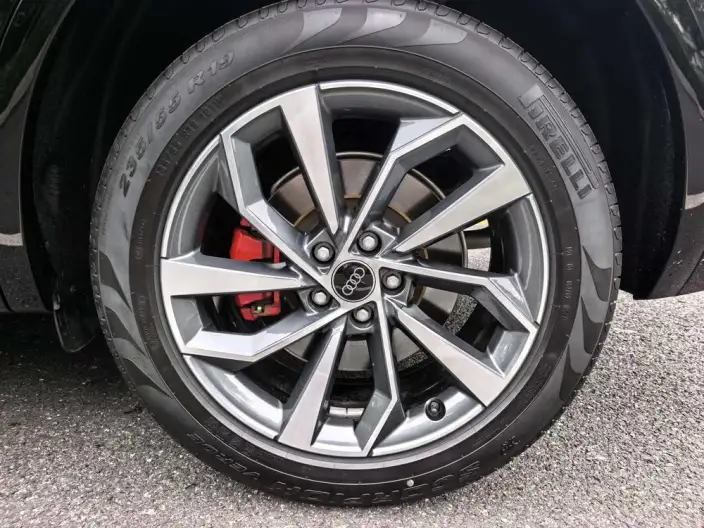 Audi Q5L 2025 Model 40TFSI Luxury Dynamic Model – фото 6
