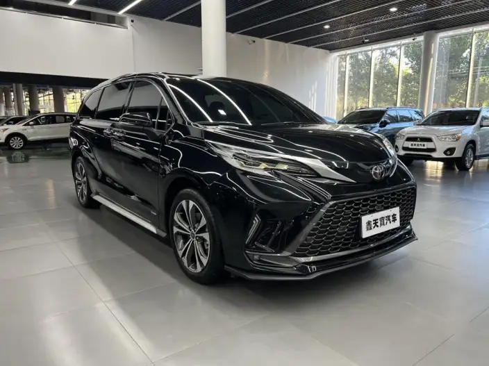 Granvia 2024 Model Intelligent Hybrid 2.5L 2WD Noble PLUS Edition – фото 2
