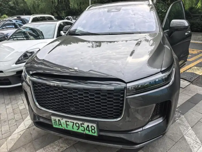 Li Auto ONE 2021 Model Extended Range 6 seat Edition – фото 2