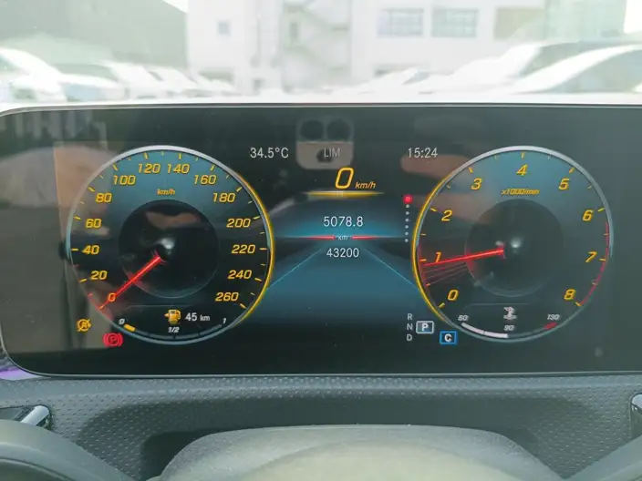 Mercedes-Benz A-class 2022 Model A 200 L Sports sedan Dynamic Edition – фото 10