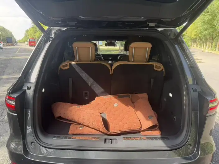 Li Auto ONE 2020 Model Extended Range 6 seat Edition – фото 10