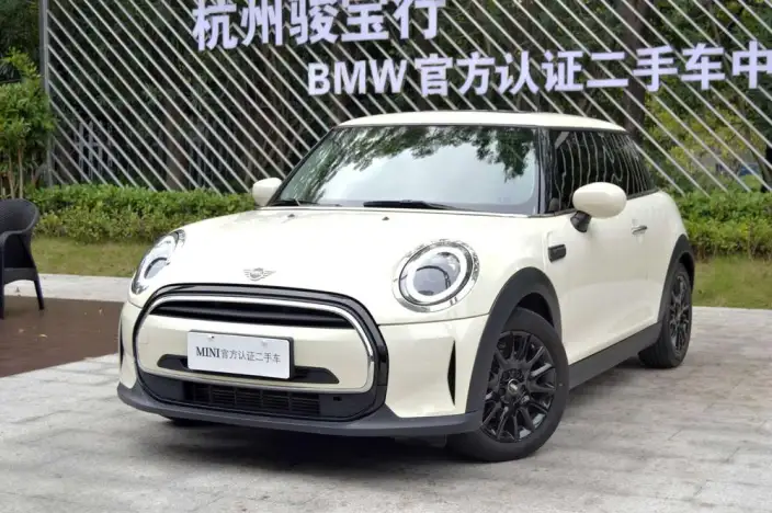 MINI 2022 Model 1.5T ONE – фото 1