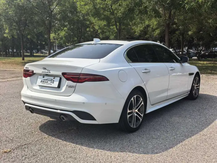 Jaguar XE L 2020 Model 2.0T 200PS R-DYNAMIC S Enterprising Sports Edition – фото 5