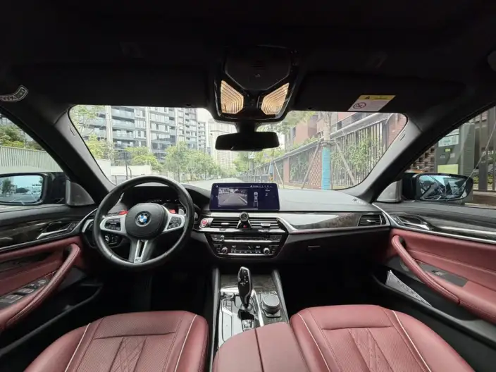 BMW 5 Series 2022 Model Facelift 525Li M Sports Set – фото 8