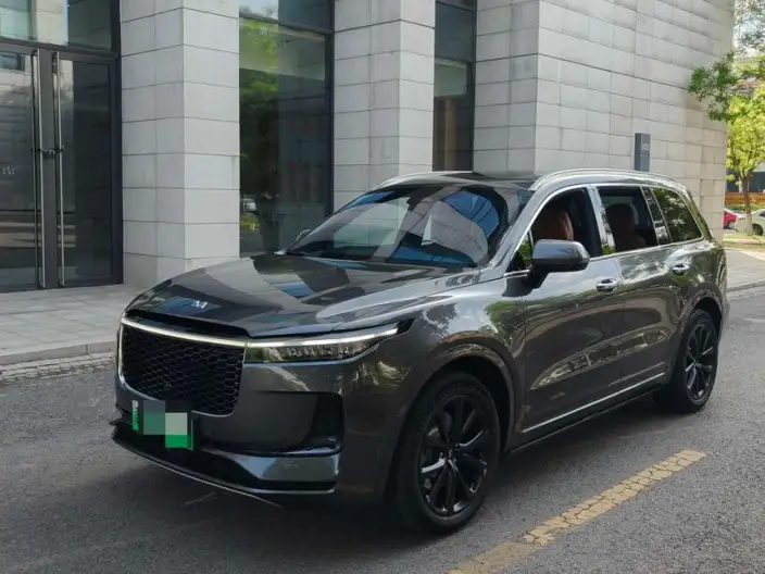 Li Auto ONE 2021 Model Extended Range 6 seat Edition – фото 1