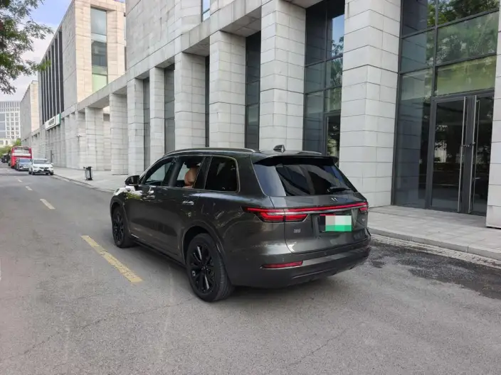Li Auto ONE 2021 Model Extended Range 6 seat Edition – фото 4