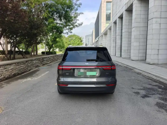 Li Auto ONE 2021 Model Extended Range 6 seat Edition – фото 5