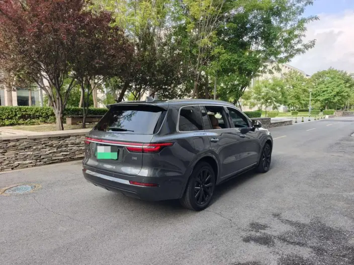 Li Auto ONE 2021 Model Extended Range 6 seat Edition – фото 6