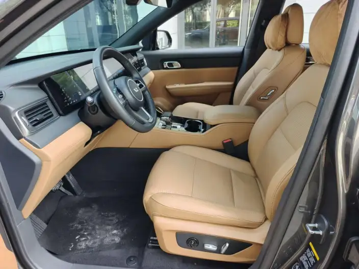 Li Auto ONE 2021 Model Extended Range 6 seat Edition – фото 8