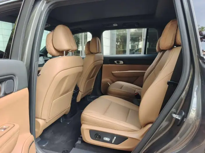 Li Auto ONE 2021 Model Extended Range 6 seat Edition – фото 9