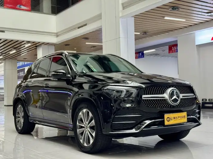 Mercedes-Benz GLE Imported 2023 Model GLE 350 4MATIC Fashion Model – фото 3