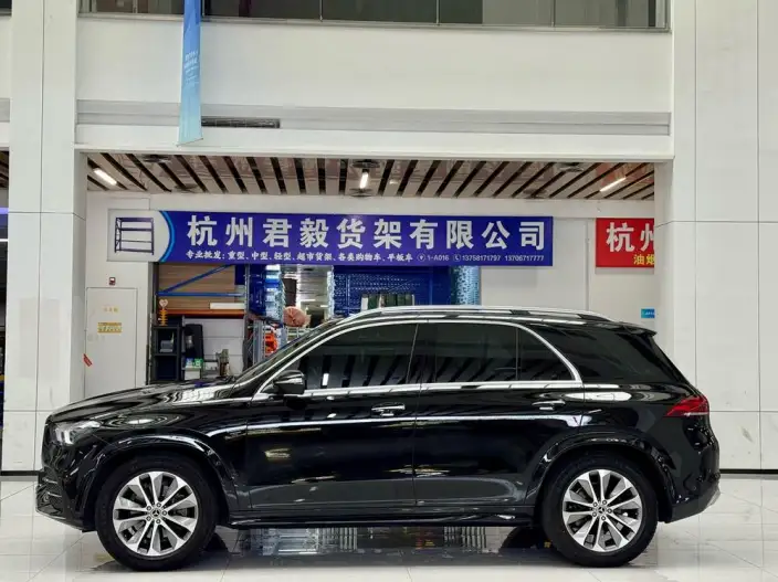 Mercedes-Benz GLE Imported 2023 Model GLE 350 4MATIC Fashion Model – фото 4