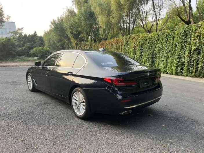 BMW 5 Series PHEV 2021 Model 535Le Luxury Set – фото 4