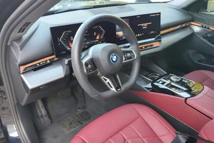 BMW i5 2025 Model eDrive35L M Sports Set – фото 9