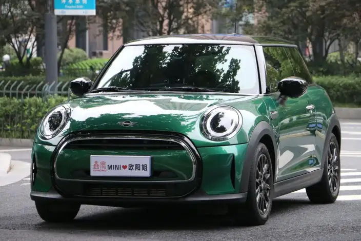 MINI 2022 Model Facelift 1.5T ONE – фото 1