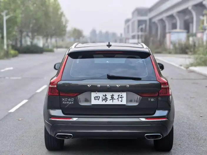 Volvo XC60 2020 Model T5 4WD Smart Range Deluxe Edition – фото 5