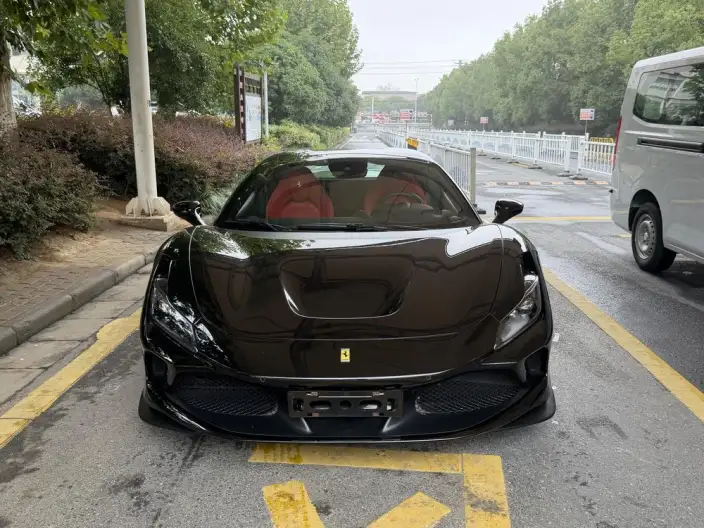 Ferrari F8 2020 Model Spider 3.9T V8