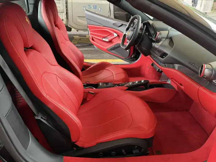 Ferrari F8 2020 Model Spider 3.9T V8 – фото 9