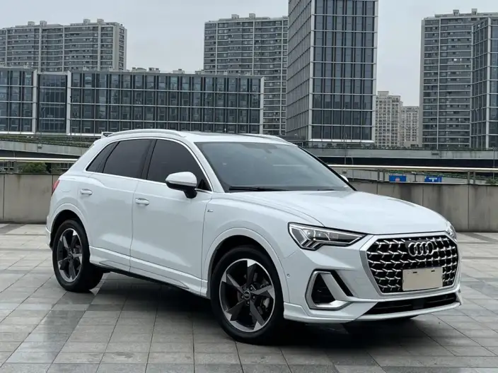 AUDI Q3 2024 Model 35 TFSI Fashion Dynamic Model – фото 3