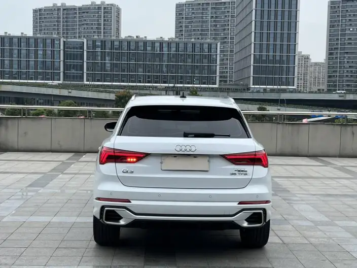AUDI Q3 2024 Model 35 TFSI Fashion Dynamic Model – фото 5