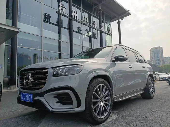 Mercedes-Benz GLS 2024 Model GLS 450 4MATIC Luxury Model – фото 1
