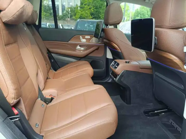 Mercedes-Benz GLS 2024 Model GLS 450 4MATIC Luxury Model – фото 9