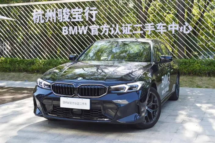 BMW 3 Series 2025 Model 330Li Exclusive Model M Sports Night Set – фото 1