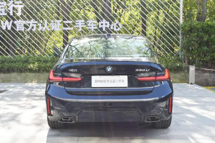 BMW 3 Series 2025 Model 330Li Exclusive Model M Sports Night Set – фото 4
