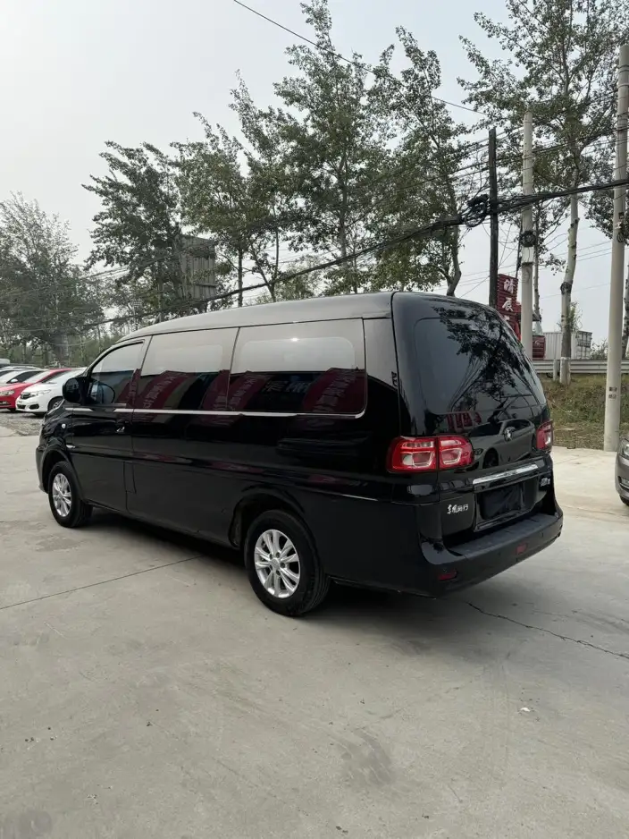 Lingzhi 2023 Model M5L 1.6L Comfort Model 7 seat