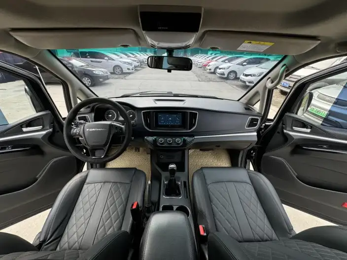 Lingzhi 2023 Model M5L 1.6L Comfort Model 7 seat – фото 8