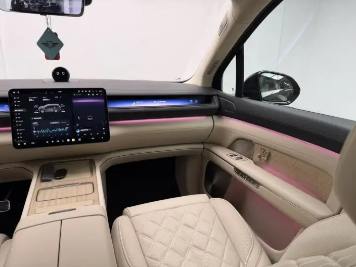 NIO ES8 2026 Model VI seat Executive Signature Edition – фото 5
