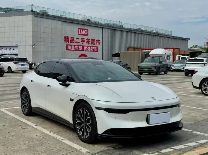 ZEEKR 007 2024 Model Rear Drive Edition 75kWh – фото 3