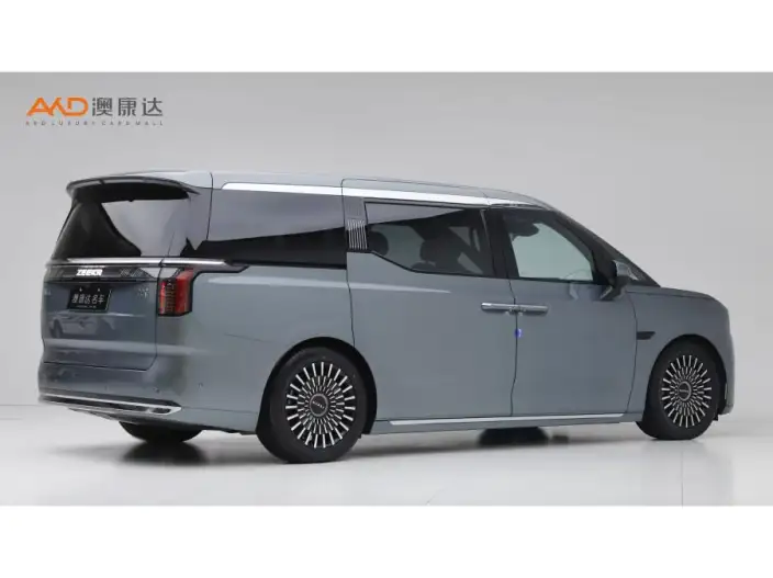 ZEEKR 009 2024 Model VI seat Executive Edition 4WD 108kWh – фото 4