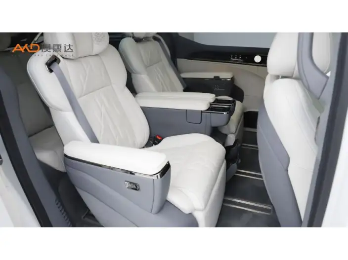 ZEEKR 009 2024 Model VI seat Executive Edition 4WD 108kWh – фото 6