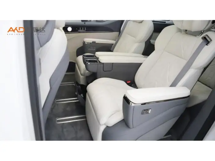 ZEEKR 009 2024 Model VI seat Executive Edition 4WD 108kWh – фото 7