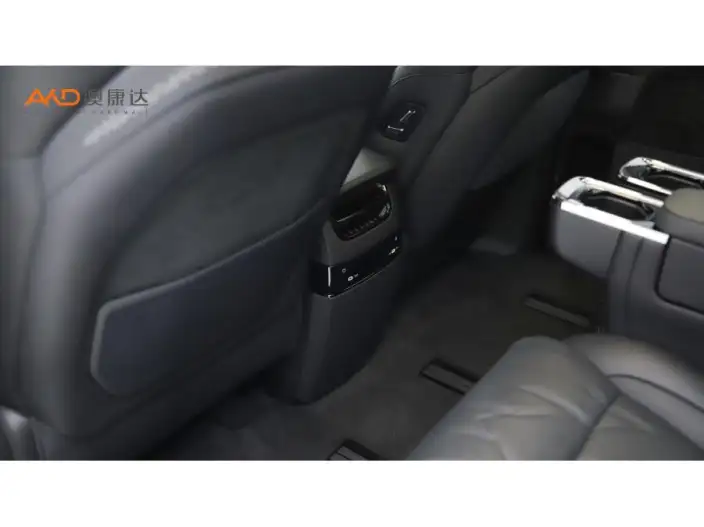 ZEEKR 009 2024 Model VI seat Executive Edition 4WD 108kWh – фото 6