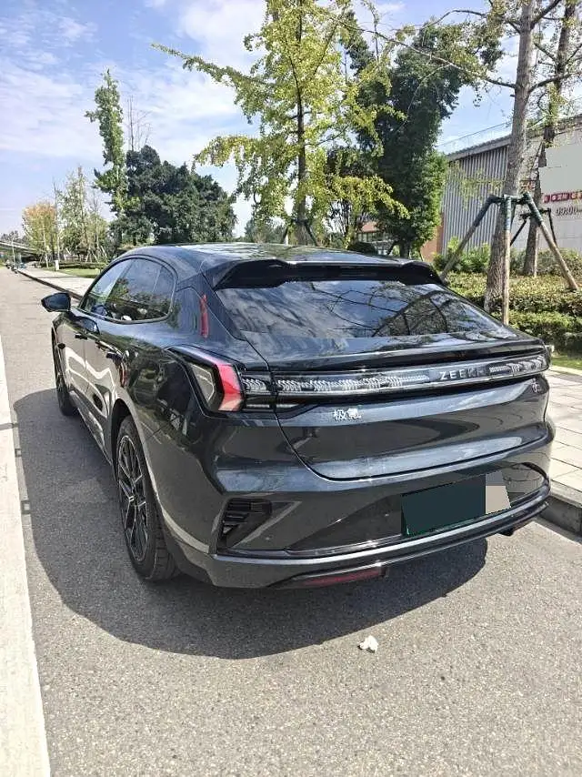 ZEEKR 001 2026 Model Max Edition 95kWh 4WD – фото 4