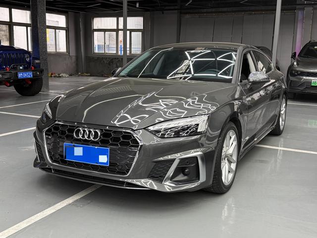 Audi A5 2023 Sportback 40 TFSI Stylish Dynamic – фото 1