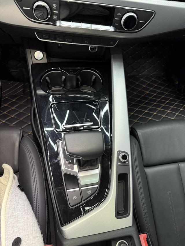 Audi A5 2023 Sportback 40 TFSI Stylish Dynamic – фото 9
