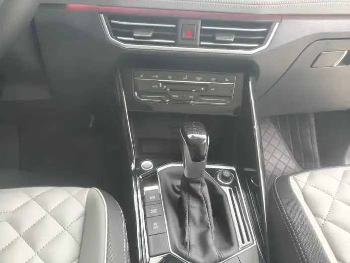 Volkswagen Tayron 2024 Model 380TSI 4WD R-Line High Power Edition – фото 10