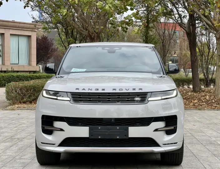 Range Rover Sport 2023 Model 3.0 L6 DYNAMIC SE – фото 2