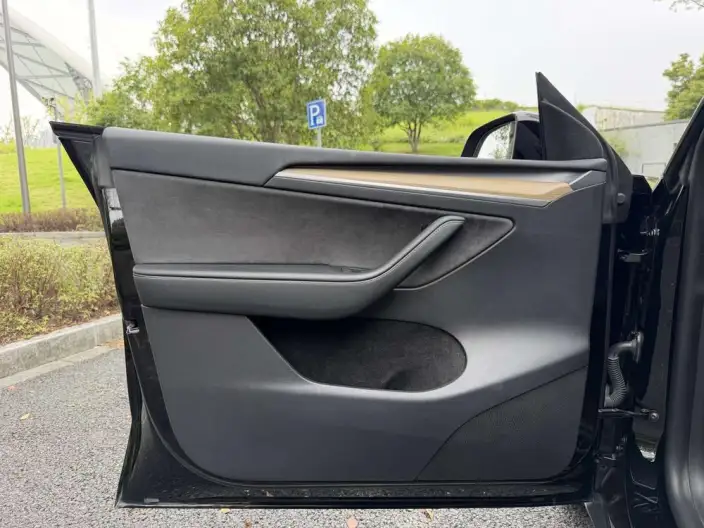 Model Y 2022 Model Facelift Rear-wheel drive version – фото 8