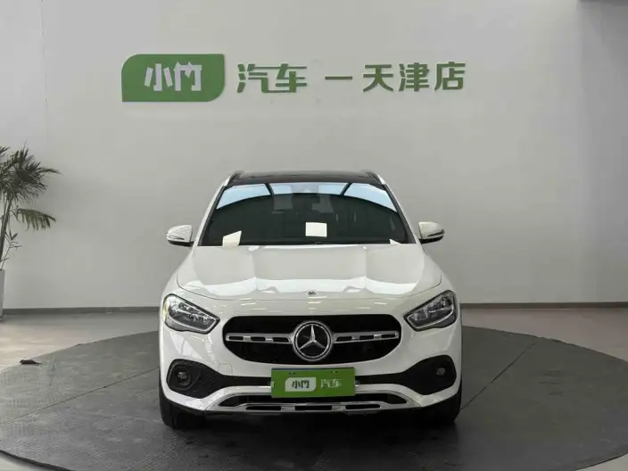 Mercedes-Benz GLA 2022 Model GLA 180 – фото 2
