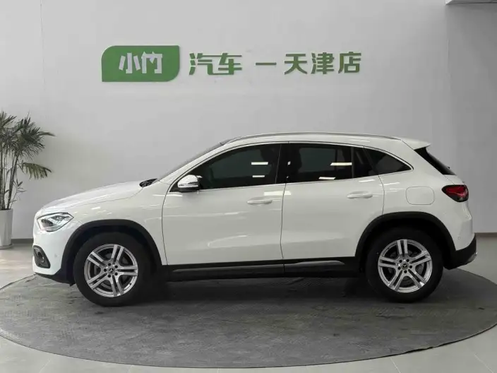 Mercedes-Benz GLA 2022 Model GLA 180 – фото 4
