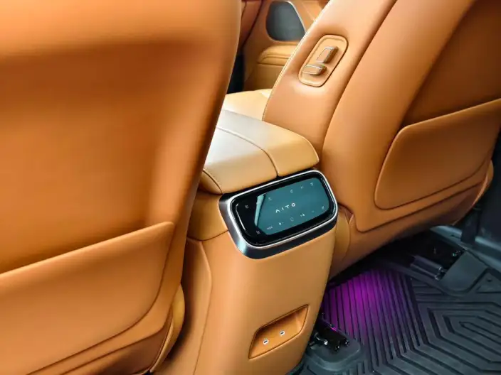 Aito M7 2024 Model Ultra VI seat 4WD Smart Driving Edition – фото 8